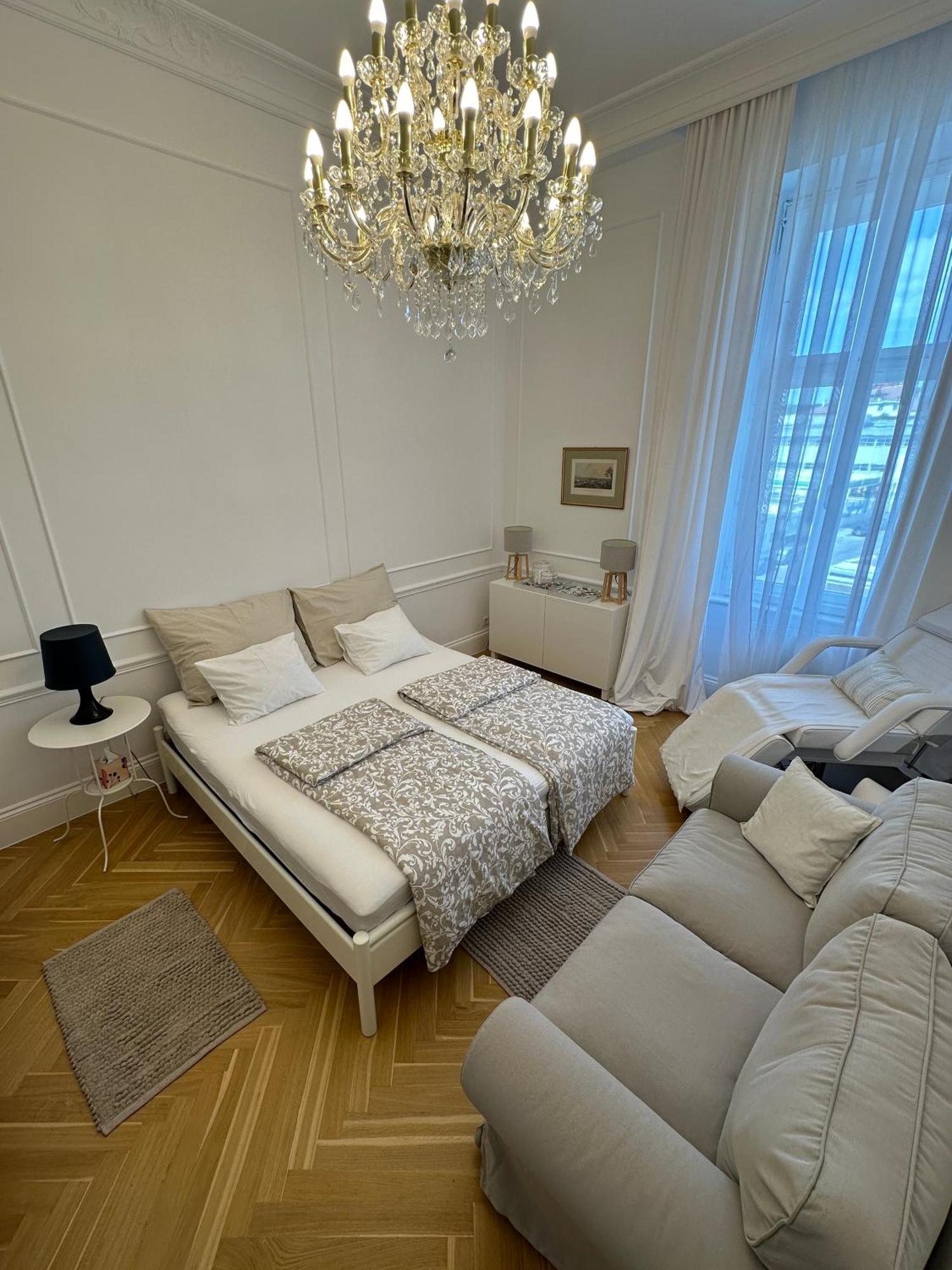 וינה Royal Residence Schoenbrunn מראה חיצוני תמונה